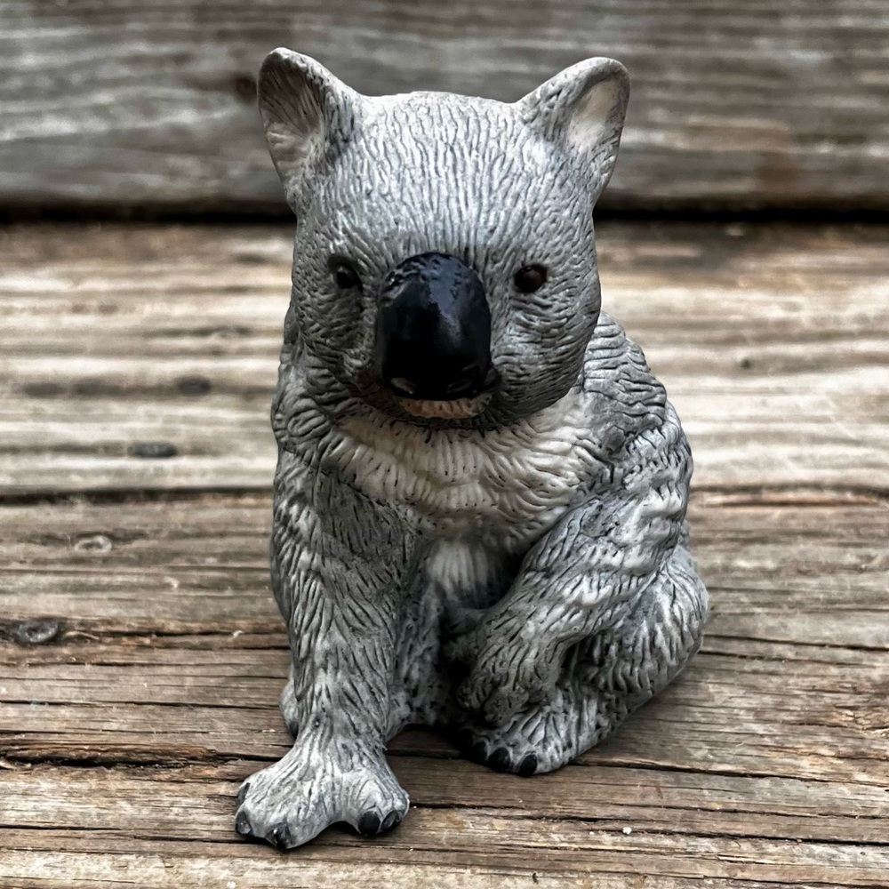 ROYAL HERITAGE KOALA BEAR FIGURE STATUE 4.5” HOME DECOR